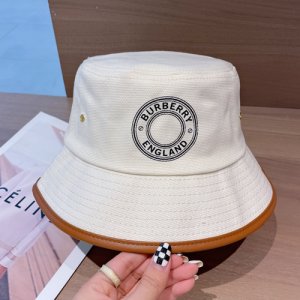 2022 Burberry Hats 70