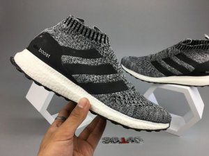 Adidas Ultra Boost 243 DA