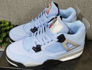 Air Jordan 4 UNC AJ4+half size